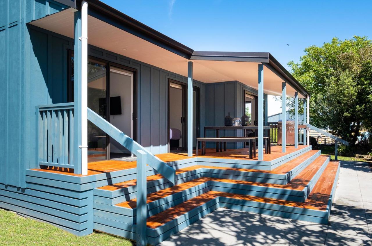 Lawn Cottages Clive Bagian luar foto